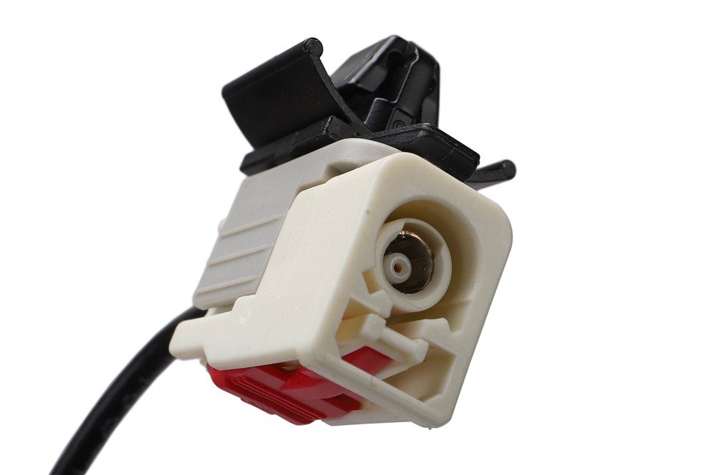 GM Genuine Parts GPS Navigation System and Digital Radio Antenna Cable Kit 85116761 — image 4